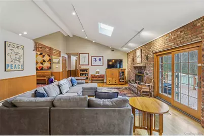 23 Hallmark Drive, New City, NY 10956 - Photo 9