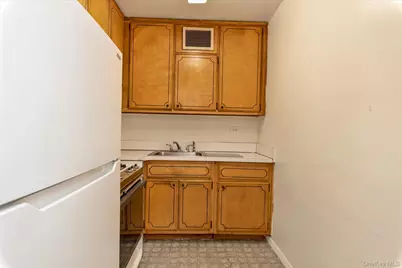 102-10 66th Road #18G, Forest Hills, NY 11375 - Photo 7