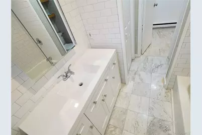 2 Dunes Lane #Lower Level, Port Washington, NY 11050 - Photo 13