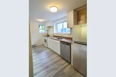 2 Dunes Lane #Lower Level, Port Washington, NY 11050 - Photo 5