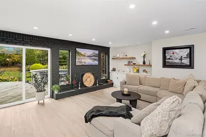 5 Fieldway Court, Huntington, NY 11743 - Photo 19