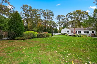 5 Fieldway Court, Huntington, NY 11743 - Photo 43