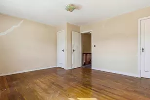 17-07 Suydam St, Ridgewood, NY 11385 - Photo 13