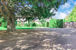 2809 Montauk Hwy, Brookhaven, NY 11719 - Photo 11