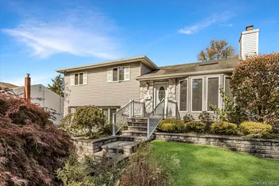 25 Estate Road, Smithtown, NY 11787 - Photo 3