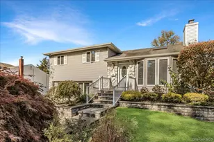 25 Estate Rd, Smithtown, NY 11787 - Photo 3