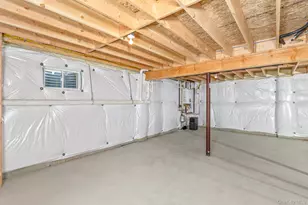 112 Chanel Dr E, Shirley, NY 11967 - Photo 27