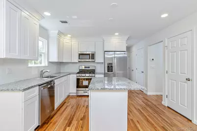 112 Chanel Drive E, Shirley, NY 11967 - Photo 15