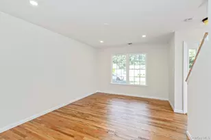 112 Chanel Dr E, Shirley, NY 11967 - Photo 9