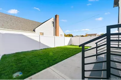 2159 Franklin Avenue, East Meadow, NY 11554 - Photo 35