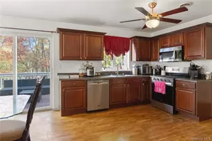 4 Wayne Ct, Middletown, NY 10941 - Photo 13