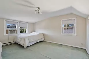 29 Summit Ave, Lynbrook, NY 11563 - Photo 21