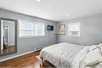 111 Sherbrooke Road, West Babylon, NY 11704 - Photo 13