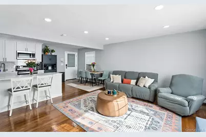 111 Sherbrooke Road, West Babylon, NY 11704 - Photo 15