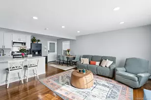 111 Sherbrooke Rd, West Babylon, NY 11704 - Photo 15