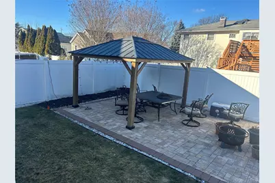 313 Lexington Avenue, West Babylon, NY 11704 - Photo 25