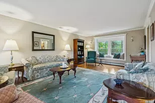 17 Sunwood Dr, Miller Place, NY 11764 - Photo 5