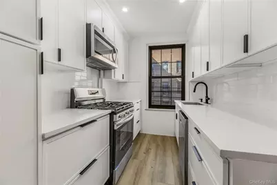 1100 Grand Concourse #5H, Bronx, NY 10456 - Photo 9