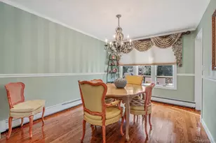 2994 Lonni Ln, Merrick, NY 11566 - Photo 9