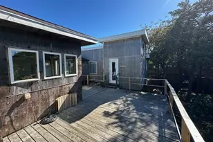 187 Holly Walk, Cherry Grove, NY 11782 - Photo 5