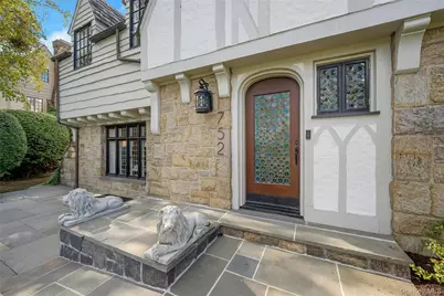 752 Forest Avenue, Rye, NY 10580 - Photo 3