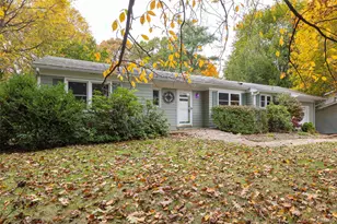 19 Timberline Dr, Poughkeepsie, NY 12603 - Photo 3