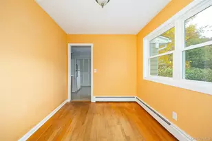 19 Timberline Dr, Poughkeepsie, NY 12603 - Photo 11