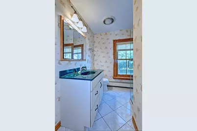 214 Foster Avenue, Sayville, NY 11782 - Photo 21