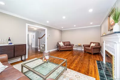 3 Cash Lane, Rockville Centre, NY 11570 - Photo 7
