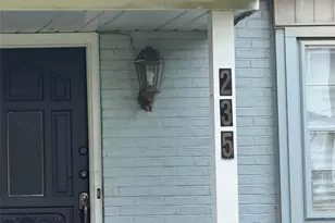 235 Pine, Freeport, NY 11520 - Photo 5