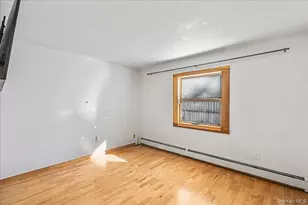 5 Torrey Pine Ln, Medford, NY 11763 - Photo 17