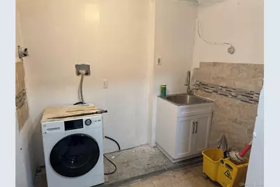 191 Grant Avenue, Brooklyn, NY 11208 - Photo 27