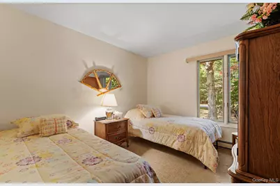 33 Sherwood Lane, East Hampton, NY 11937 - Photo 19