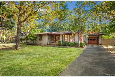 33 Sherwood Lane, East Hampton, NY 11937 - Photo 1