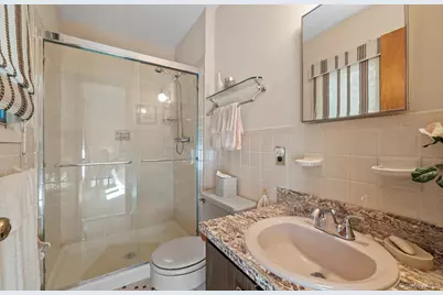 33 Sherwood Lane, East Hampton, NY 11937 - Photo 17