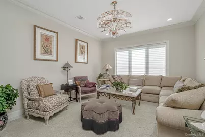 35 Savona Court, New York, NY 10309 - Photo 21