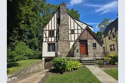 19 Huntwood Place, Mount Vernon, NY 10552 - Photo 3