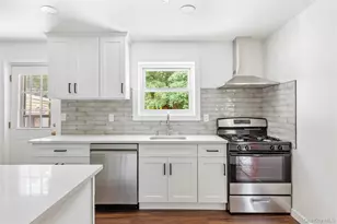 110 E Bartlett Rd, Middle Island, NY 11953 - Photo 9