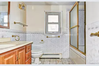 4 Parade Place, New Windsor, NY 12553 - Photo 15