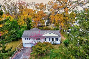 4 Parade Pl, New Windsor, NY 12553 - Photo 3