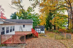 4 Parade Pl, New Windsor, NY 12553 - Photo 23