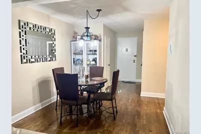 530 Dubois Avenue #2C, Valley Stream, NY 11581 - Photo 5