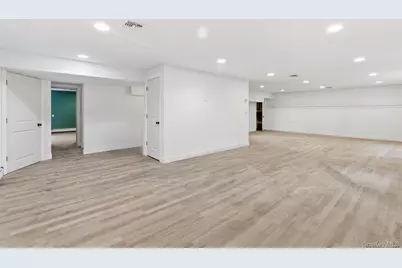 3328 Woodward Street, Oceanside, NY 11572 - Photo 19