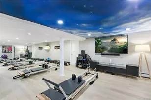 1945 Byron Rd, Merrick, NY 11566 - Photo 13