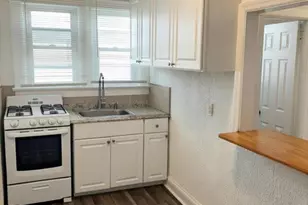 7 S Atlantic St, Bay Shore, NY 11706 - Photo 5