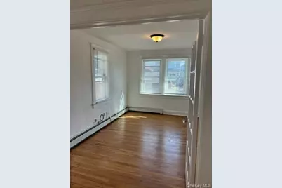 7 S Atlantic Street, Bay Shore, NY 11706 - Photo 7