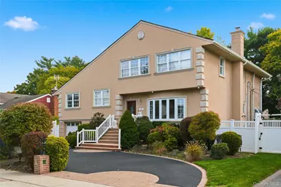 12 Flo Drive, Syosset, NY 11791 - Photo 1