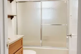 17 Alex Ln, Glen Cove, NY 11542 - Photo 7