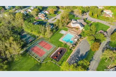 14 Chipmunk Trail, Coram, NY 11727 - Photo 27