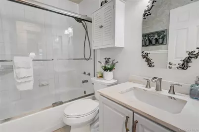 14 Chipmunk Trail, Coram, NY 11727 - Photo 13